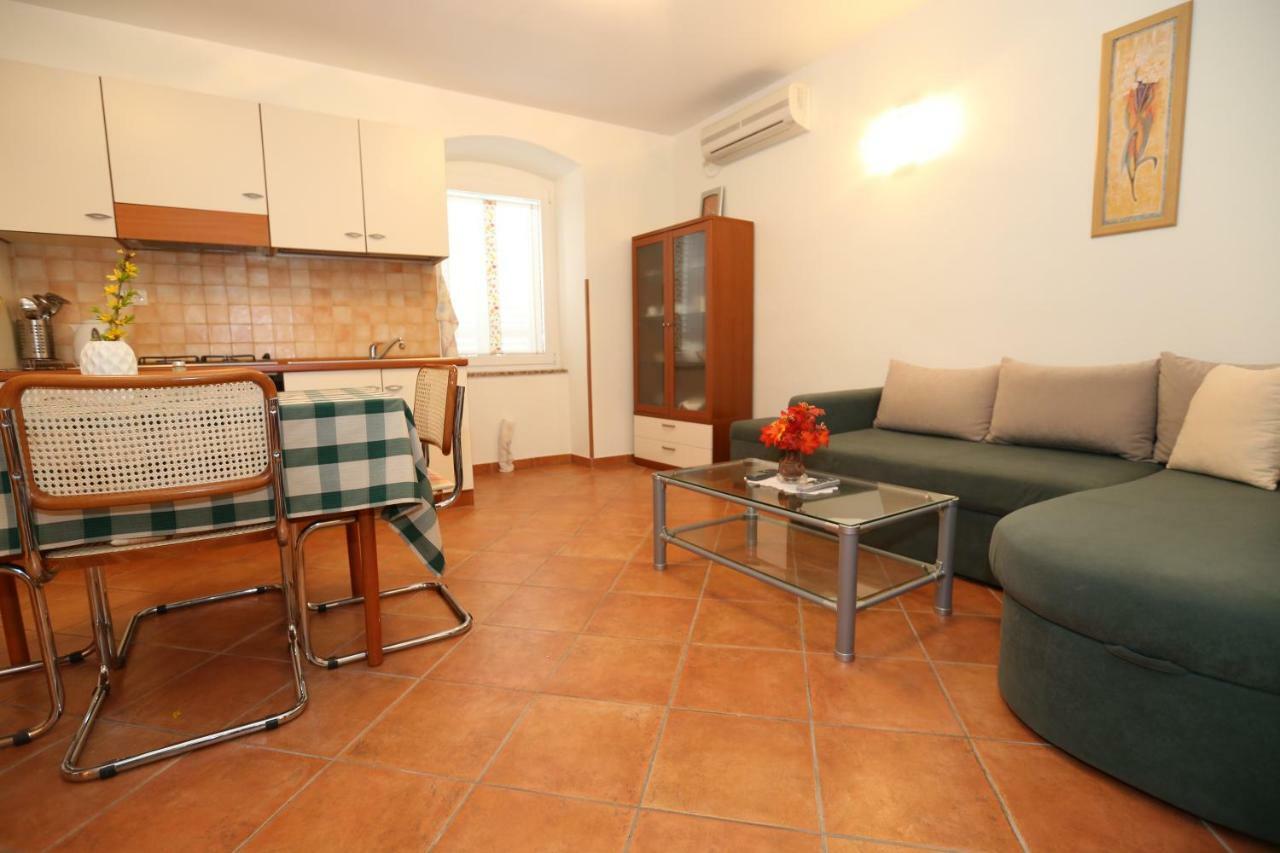 Apartment By The Sea Baška Kültér fotó